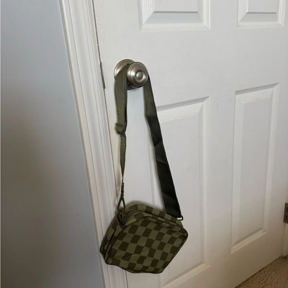 ALOHA Collection Olive and Moss Green Checkered Shoulder Bag - Picture 4 of 4